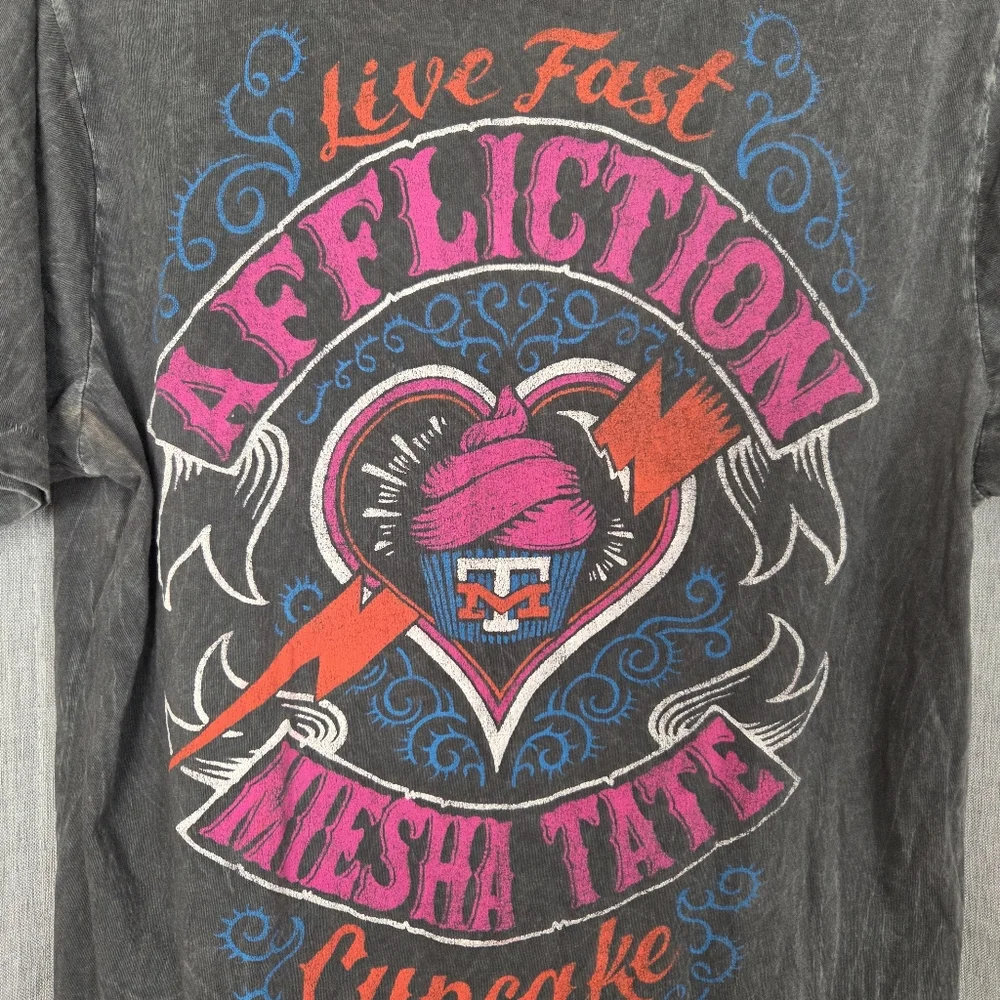 AFFLICTION Miesha Tate Cupcake T-shirt UFC MMA Grunge Womens Large - Picture 6 of 11